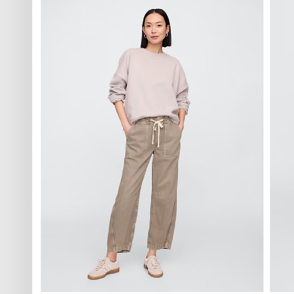 GAP Factory Grayish Tan Pull On Barrel Ankle-Length Pants NWOT